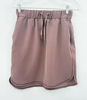 Lululemon On The Fly Skirt *Woven Cherry Cola Size 6 thumbnail 1