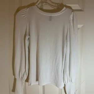 Women’s Alya Elegant White Puff Sleeve Fitted Top Super Soft‎ Size XS thumbnail 2
