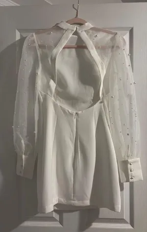 Main Strip Boutique White Dress Pearl Sleeves thumbnail 3