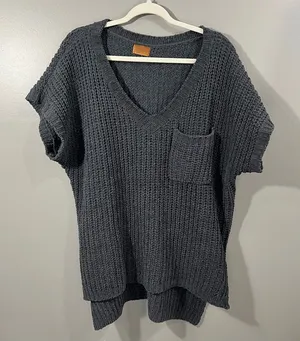 POL gray Chunky Chenille Knit Short Sleeve V-Neck Sweater Top Size M thumbnail 1