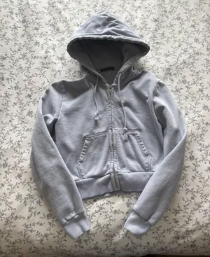 brandy melville cropped half zip thumbnail 1
