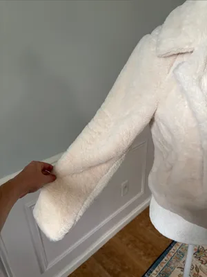 NWT Silent New York Faux Fur Jacket Size Medium Open Front Light Cream Cozy Chic thumbnail 5