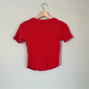 BDG Red Harvey Henley Tshirt Crop Top Size Small thumbnail 5