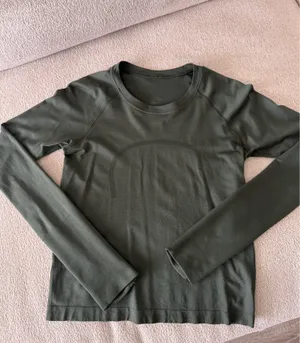 Lululemon Swiftly Tech Long Sleeve 2.0 Race Length thumbnail 6