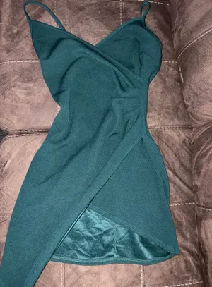 Dress Green Size M thumbnail 3