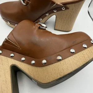 Dolce Vita DV‎ Women's Sz 7 Chrissy Studded Block-Heel 4.5 Inch Clogs Shoes thumbnail 7