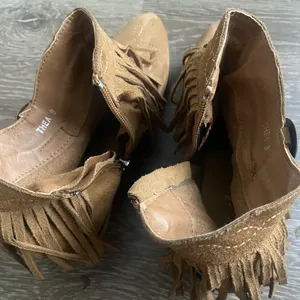Boots (Size 7) Brown thumbnail 3