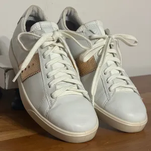ECCO Soft 7 White Leather Metallic Rose Gold Silver Sneakers Size 38 7-7.5 thumbnail 5
