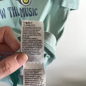 American Eagle Outfitters Shirt Follow The Music Van Surf Board Light Green‎ XS thumbnail 6