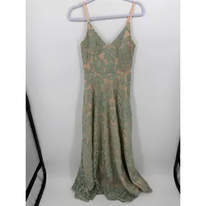 Speechless Maxi Women Size 3 Sage Green Embroidered‎ Lace V-Neck Formal Gown thumbnail 2