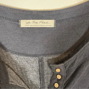 Free People BACK AT IT BOHO COTTON HENLEY TOP 2-TONE BLACK CHARCOAL Size Large thumbnail 6