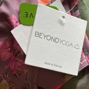 NWT Beyond Yoga Luxe Floral Print T-Back Sports Bra Small thumbnail 4