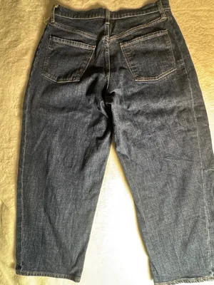 Old Navy High-Waisted Extra-Wide-Leg Barrel Jeans size 8 thumbnail 10