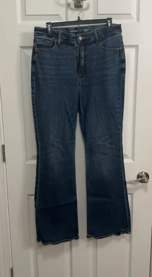 Old Navy Flare Jeans thumbnail 1