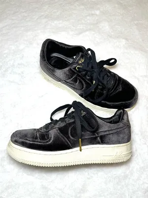 NIKE Air Force 1 AF1 Low Black Velvet Youth 4.5 Women’s 6 Lux Streetwear Sneaker thumbnail 2