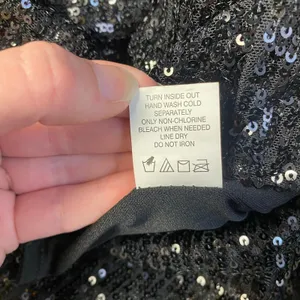 Love on‎ a Hanger Sequined Mini Skirt Juniors Size 7 Black Party thumbnail 8