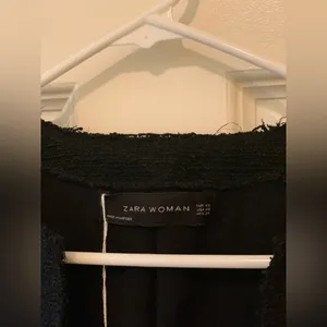 Zara Woman Black Frayed Textured Cardigan with Button Details. Size-X-Small thumbnail 4