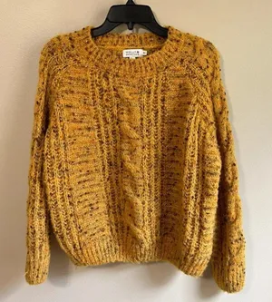 Molly Bracken medium/large yellow sweater‎ thumbnail 1