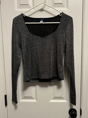 Old Navy Black & Silver Sparkly Croptop. Medium. Great clubbing or New Years Top thumbnail 1