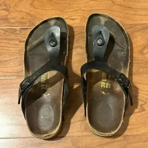 BIRKENSTOCK Gizeh Sandals Black Thong Flip Flops Women’s 39‎ thumbnail 1