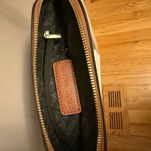 Steve Madden Tan Shoulder Bag thumbnail 3