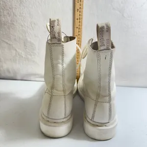 Dr Martens 1460 Pascal Mono White Leather Lace Up Boots Womens Sz US 8 oil Resis thumbnail 6