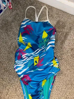 Speedo swimsuit SIZE 26 thumbnail 1