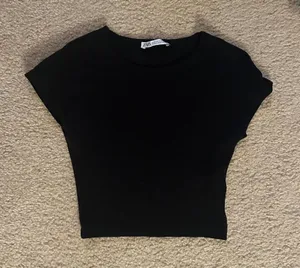 zara top thumbnail 1