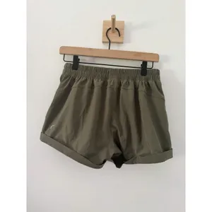 Zyia Active Olive Summer Shorts Sz XS Cuffed Casual Pockets Lined thumbnail 5