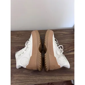 Converse Chuck Taylor All Star Lugged Winter 2.0 White Leather Boots 171425C 7.5 thumbnail 7