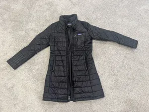 Patagonia Women’s Parka Puffer thumbnail 1