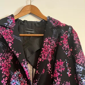 Lane Bryant Crepe "The Bryant" Black Pink Floral Blazer thumbnail 5
