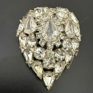 Vintage Unsigned Silver-tone Pave Clear Rhinestone Heart Brooch 13g. thumbnail 2