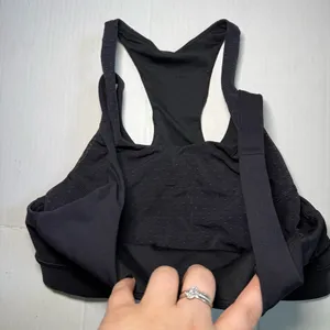 Lululemon High Support Sports Bra thumbnail 4