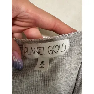 Planet Gold Womens Heather Gray Ribbed Scoop Neck Cropped T-Shirt Size M thumbnail 3