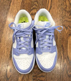 Nike Dunks thumbnail 1