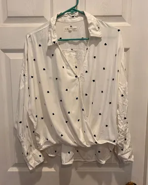 LOFT Lou & Grey White‎ Heart Print Long Sleeve Button Down Blouse Size Large thumbnail 1