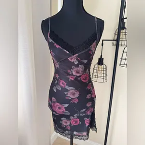 Motel Rocks Black Floral Lace Trim Mini Dress XS Goth Slip Y2K thumbnail 2