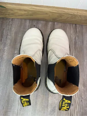 Dr. Martens 2976 White Leather Pull On Chelsea Boots Yellow Stitching Womens 8 thumbnail 6