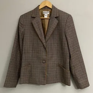 PENDLETON womens Brown-tan-black plaid Blazer 100% virgin wool size 12 thumbnail 1