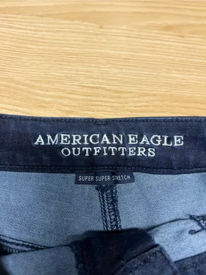 American Eagle Super Hi-Rise Shortie Dark Wash Stretch Denim Shorts Size 8 thumbnail 4