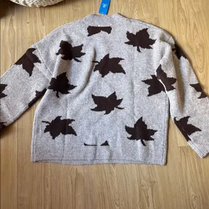 Cupshe Crewneck Sweater in  Leaf Pattern thumbnail 3