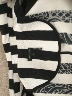Tricotto Black And White Textured Blazer- Sz Sm thumbnail 6