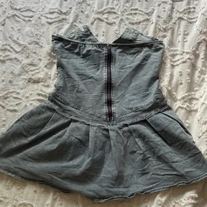 2Cute Short Strapless Jean Denim dress with clear straps include. Size M thumbnail 3