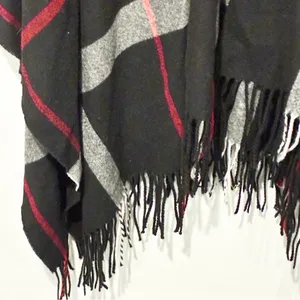 Jessica McClintock Super Soft Black Plaid Poncho Caper‎ One Size fits most thumbnail 2