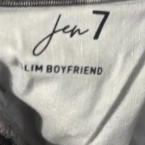 Jen‎ 7 for Seven for All Mankind Slim Boyfriend Embroidered Jeans Size 22 thumbnail 10