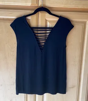 American Eagle Soft & Sexy Black Tee thumbnail 3