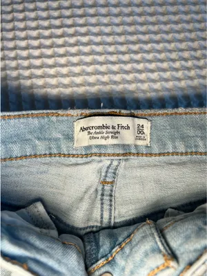 Abercrombie The Ankle Straight Ultra High-Rise thumbnail 4