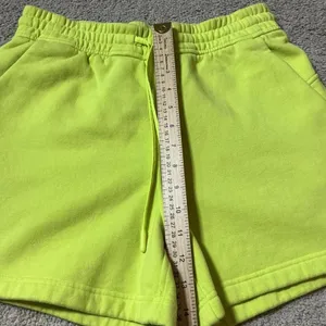 Lululemon Loungeful Shorts High-Rise 4"‎ Electric Lemon Fleece Athleisure Size 6 thumbnail 6
