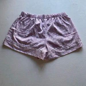 Victoria’s Secret Pink Satin Sleep Shorts Small Star Print Pajama Lounge thumbnail 2